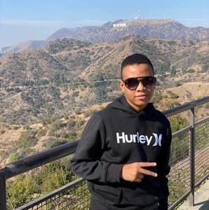 Meet your Posher, Drewanthony